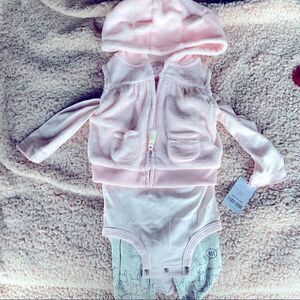 Nwt Carter's 3 piece 9month vest one piece pant set